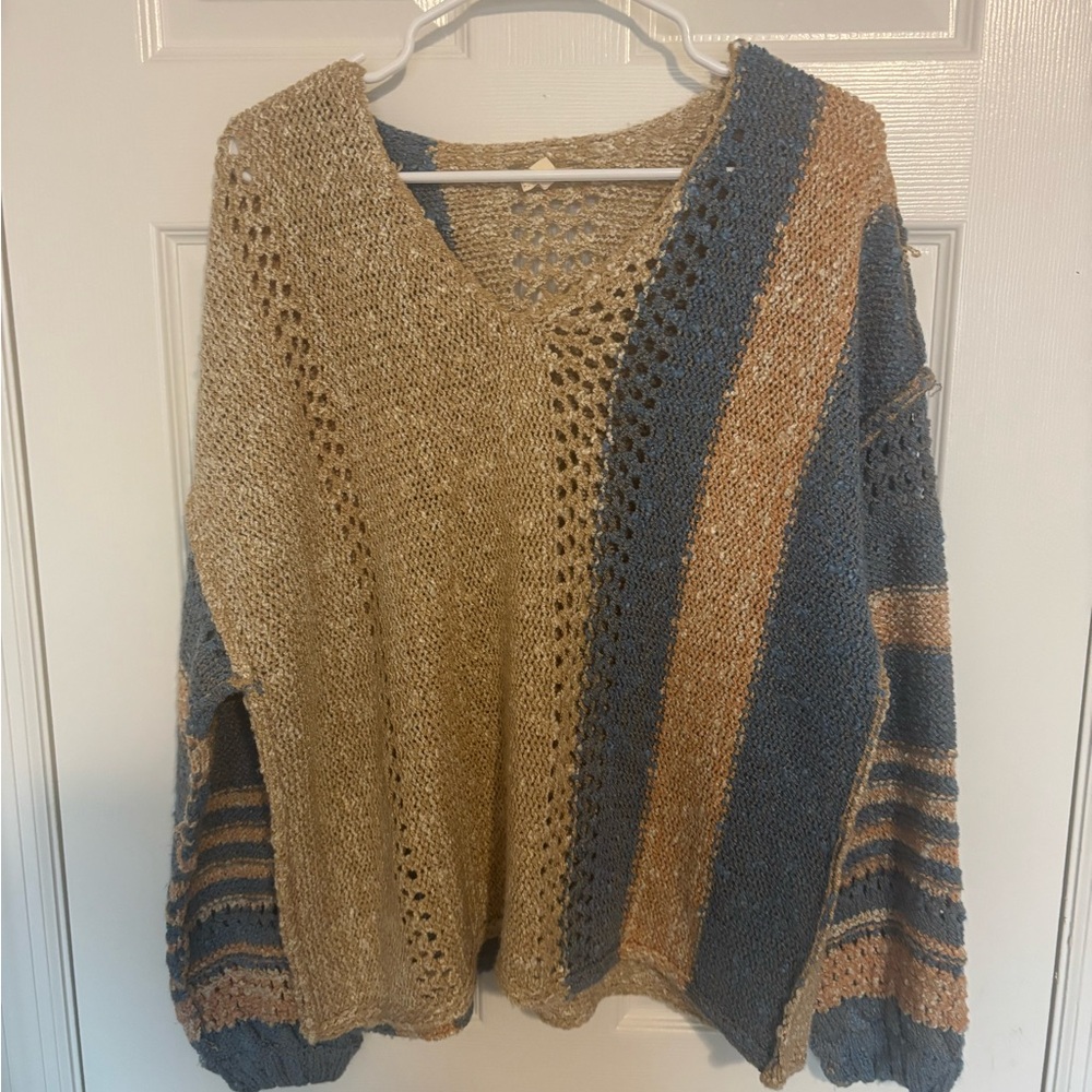 Hem & Thread V-Neck Sweater in Blue and Tan